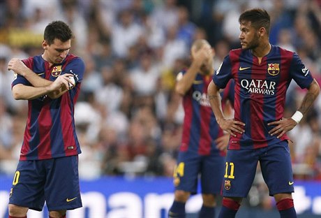 Zklamaní Messi a Neymar.
