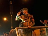 Skupina irckch kurdskch bojovnk pemerg, mc na pomoc syrskmu mstu...