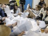 Volebn komise v Kyjev st hlasy odevzdan v mimodnch parlamentnch...