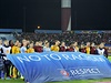 Fotbalisté ped zápasem Sparta - Slovan vyjádili svj postoj k rasismu.