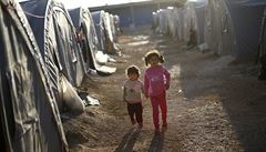 Uprchlický tábor pro syrské Kurdy v Turecku.