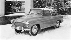 I takhle �koda Felicia vypadala. Snímek z roku 1960.