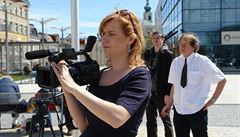 Libu�e Rudinská p�i natá�ení dokumentu Pavel Wonka se zavazuje.