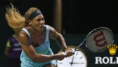 Serena Williamsov se ve finle Turnaje mistry utk s Halepovou