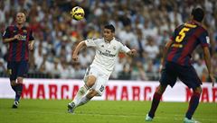 James Rodríguez zpracovává mí�.