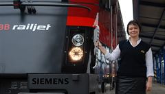 Do Vídn� bude vozit cestující celkem sedm souprav Railjet. Cesta bude trvat...