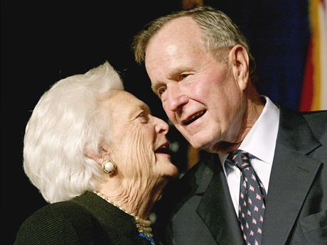 Nejstarí generace. George H. W. Bush, jen stál v ele Bílého domu v letech...