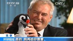 Miloš Zeman a krteček v čínské televizi.