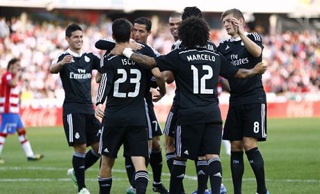 Hri Realu Madrid oslavuj vstelenou branku na hiti Granady.