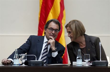 Katalánský prezident Artur Mas na jednání v Barcelon