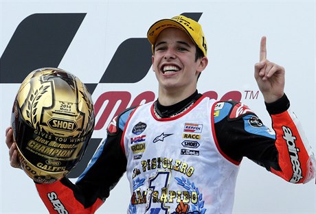 Álex Márquez slaví titul v Moto3