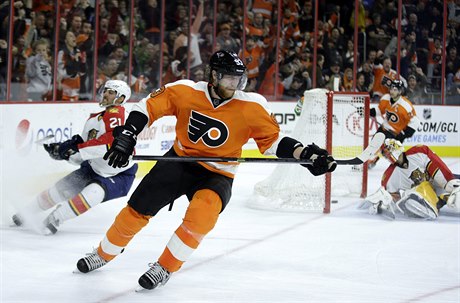 Temi asistencemi pispl hokejový útoník Jakub Voráek v NHL k výhe...