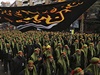 Píznivci Hizballáhu se úástní náboenského pochodu v Bejrútu (ilustraní...