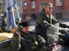 Volby v Luhansku pijeli podpoit i lenov ruskho motorkskho gangu Non...