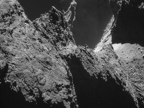 Kometa 67P/urjumov-Gerasimenko 4