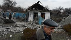 Dal mrtv na vchod Ukrajiny. Zbran rebel zashly civiln cle