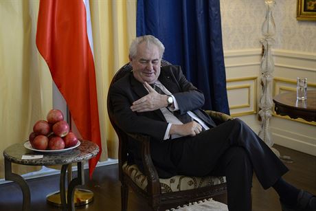Prezident Milo Zeman se setkal 25. listopadu v Astan s eskými novinái. Pi...