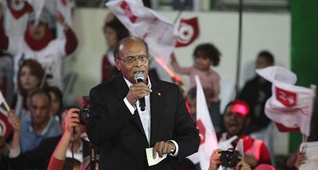 Souasný tuniský prezident Moncef Marzouki je druhým favoritem prvních...