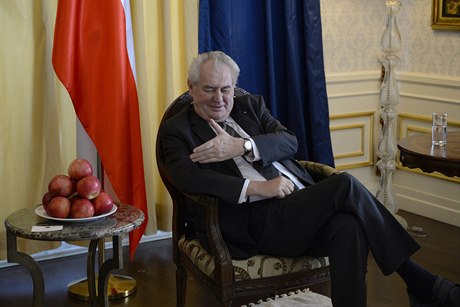Prezident Miloš Zeman se setkal 25. listopadu v Astaně s českými novináři. Při...