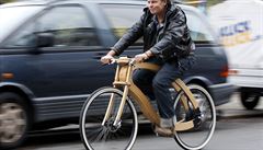 V Berln pedstavili nov elektrick kolo ze deva
