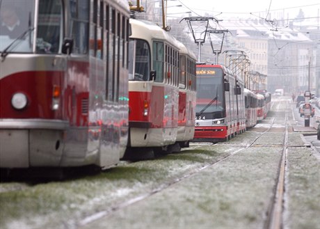 V Praze kvůli kalamitě vůbec nejezdí tramvaje