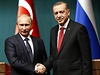 Minulost? Vladimir Putin (vlevo) s tureckým prezidentem Recepem Tayiipem...