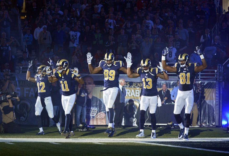 Nest�ílejte! Hrá�i St. Louis vyjád�ili solidaritu s protestujícími ve Fergusonu.