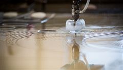 Firma Kovovýroba Hrubý p�sobí v podkrkono�ské Dolní Branné.