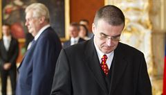 Zden�k �ák na snímku po jmenování ministrem dopravy ú�ednické vlády Ji�ího...