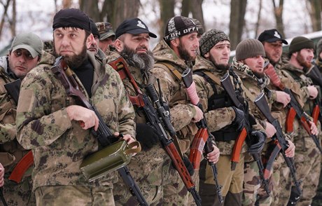 Proruští separatisté z Čečenska, kteří bojují ve východoukrajinském Doněcku.