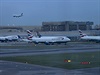 Provoz nad Británií se nyní zaíná vracet do normálu a obnovují se i lety z...