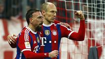 Radost fotbalist Bayernu. Franck Ribry (vlevo) a Arjen Robben.
