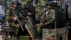 Pákistánští vojáci před zásahem proti ozbrojencům z Talibanu. | na serveru Lidovky.cz | aktuální zprávy