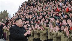 Ovace pro Kim Čong-una. | na serveru Lidovky.cz | aktuální zprávy