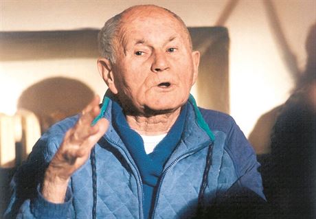 Bohumil Hrabal v únoru roku 1994.