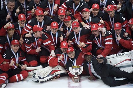 Kanada se po esti letech dokala zlata, porazila Rusko 5:4