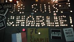 Nápis ze sví�ek v San Franciscu.