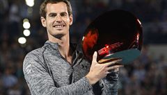 Zlaté slunce ze skla, Češi vyrábí prestižní trofej pro tenisty