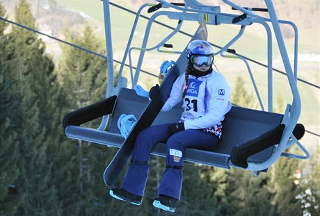 Snowboardcrossaka Eva Samková pi tréninku na mistrovství svta v rakouském...