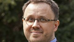 Spisovatel Michal Sýkora.