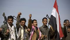 Krok k udržení Jemenu v celku. Jemenci kývli na přechodné vedení státu