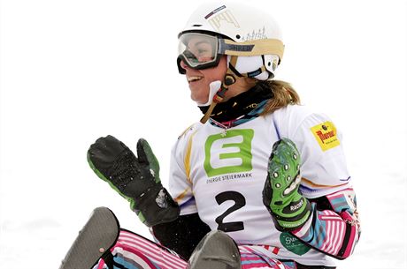 V DEVATENÁCTI LETECH SVTOVOU AMPIONKOU. Snowboardistka Ester Ledecká si...