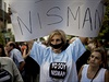 Argentinci poadují ádné vysvtlení kontroverzní smrti alobce.