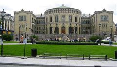 Kauza odebraných dětí míří do norského parlamentu. ‚Je sprosté, co udělali‘