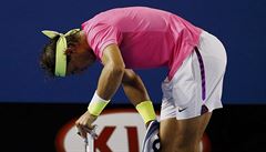 Rafael Nadal m�l toho b�hem zápasu s Timem Smyczekem plné zuby.