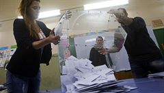 V předčasných parlamentních volbách v Řecku podle prvních odhadů zvítězila...