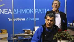 Podporovatelé strany Nová demokracie sou�asného premiéra Antonise Samarase....