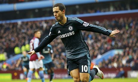 Eden Hazard z Chelsea se raduje ze vstelené branky.