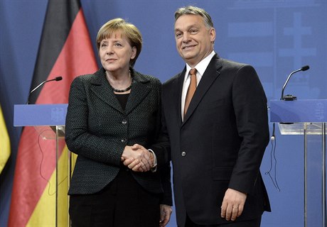 Nmecká kancléka Angela Merkelová s maarským premiérem Viktorem Orbánem.