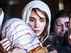 Jordánská královna Ranja kondoluje rodině zavražděného pilota.